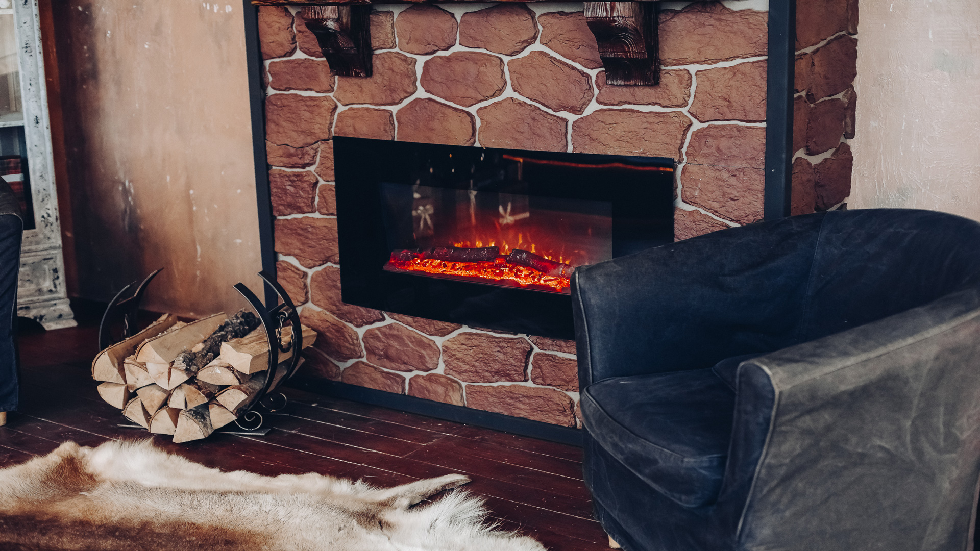 ΕΠΙΚΟΙΝΩΝΗΣΤΕ ΜΑΖΙ ΜΑΣ 